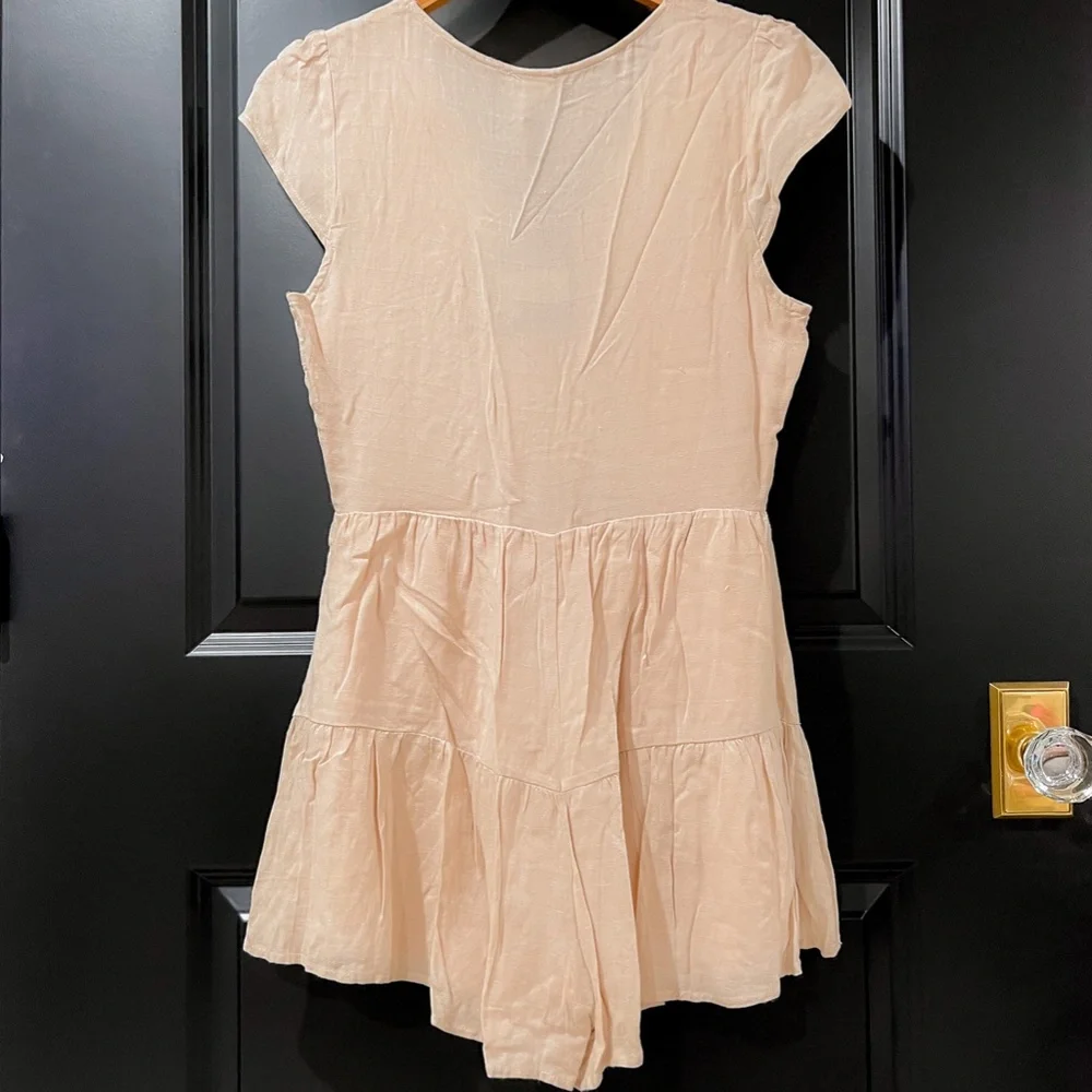 NWT Tiered Ruffle Romper - Picture 2 of 4